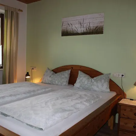 Апартаменты Haus Am Roetenberg *